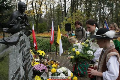 Kliknij aby obejrzeć w pełnym rozmiarze