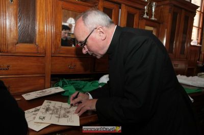 Kliknij aby obejrzeć w pełnym rozmiarze